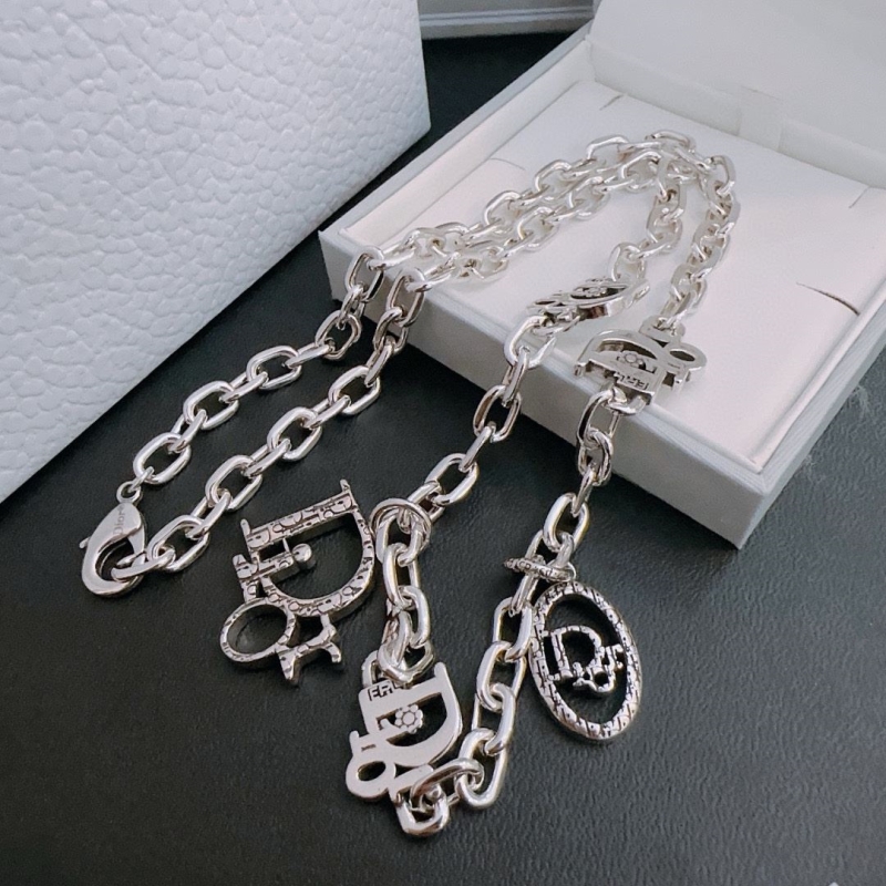 chr1st1an D10r necklaces